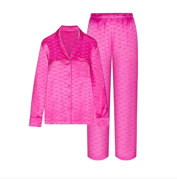 Skims Jaquard Long Sleeve Button Up With Skims Logo In Hot Pink - Picture 6 of 16